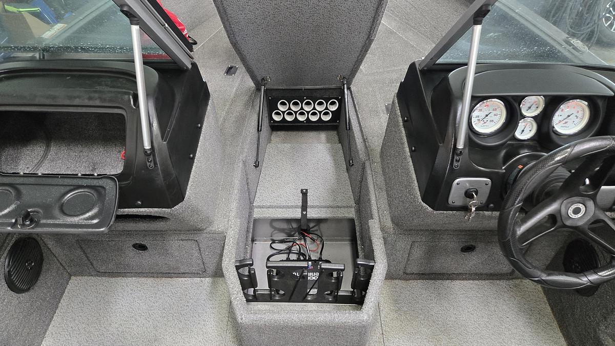 Used 2018 Lund 1875 Impact XS Sport