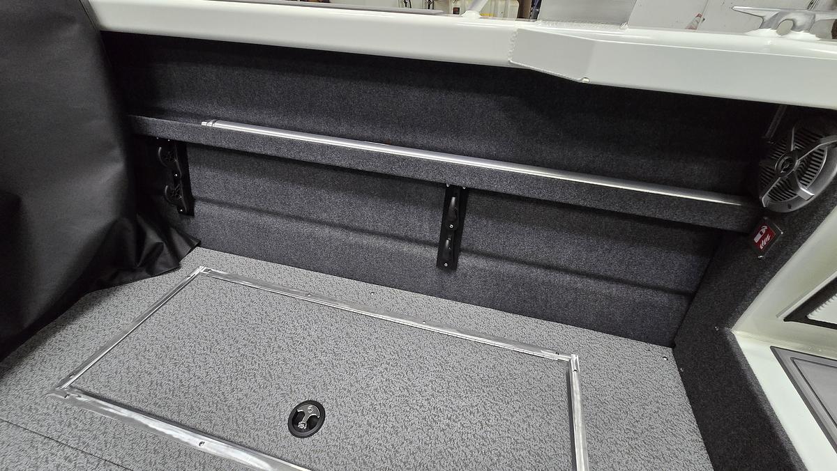 2026 Thunder Jet 200 Luxor