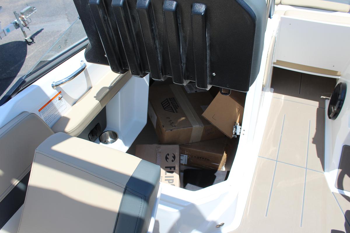 2027 Heyday Wake Boats H22