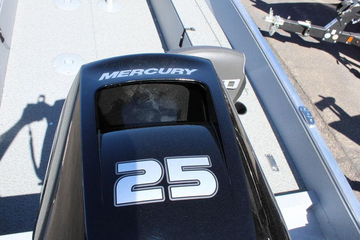 2025 Lund 1600 Fury Tiller Heritage Edition