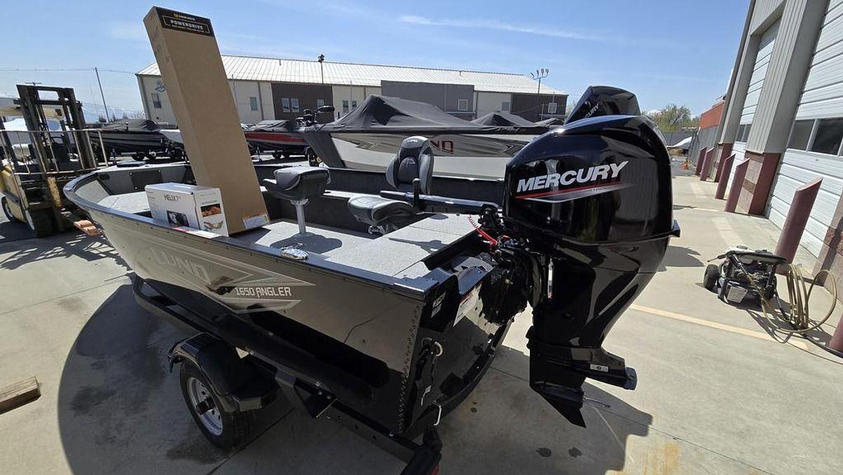 2025 Lund 1650 Angler Tiller