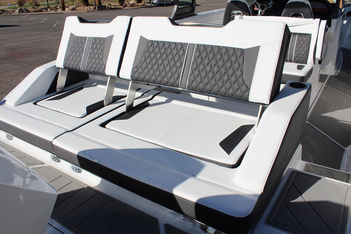 2026 Monterey Elite 30 OB