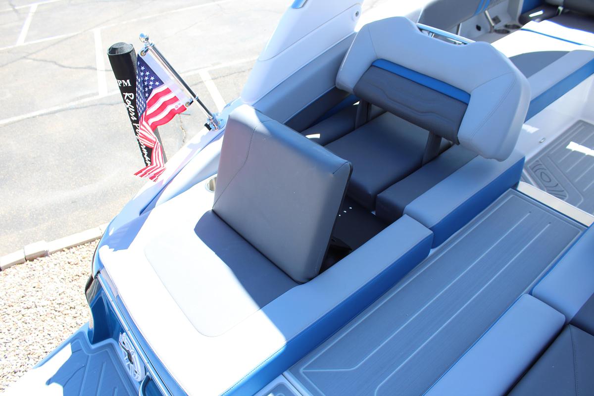 2026 Regal LS6 SURF ULTIMATE