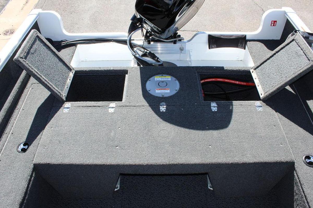 2025 Lund 1650 Rebel XL SS Whiteout Edition