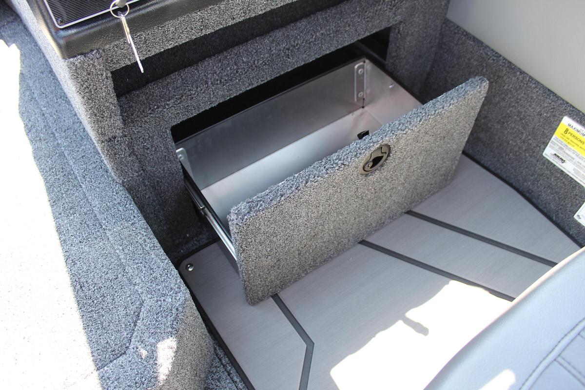 Used 2026 Lund 1875 Crossover XS Sport