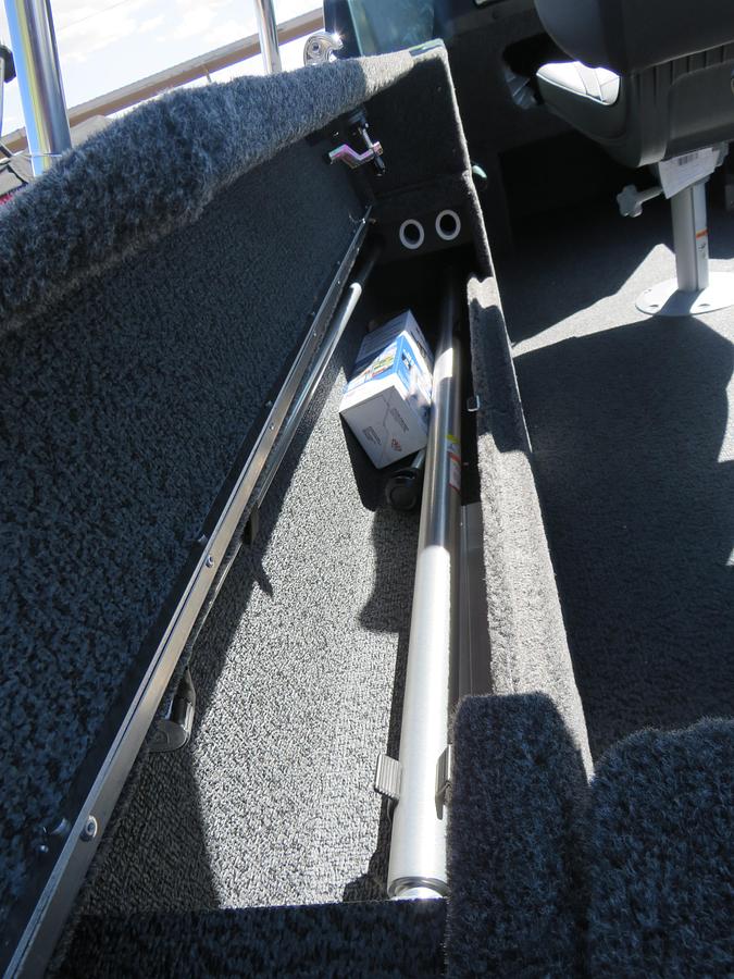 2027 Lund 1875 Impact XS Sport