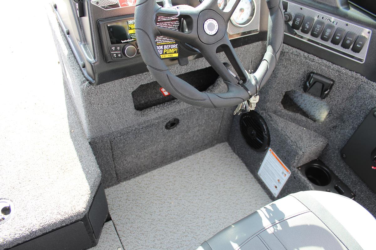 2026 Lund 1875 Impact XS Sport