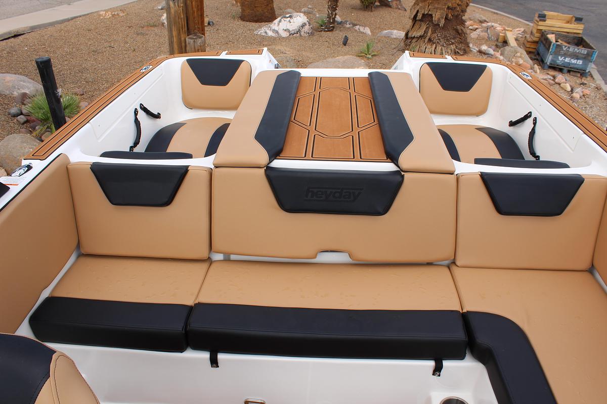 2026 Heyday Wake Boats Wt2 DC