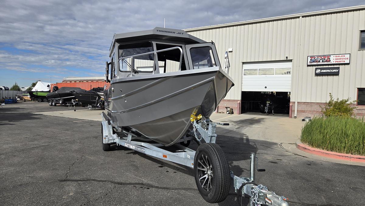 2027 Thunder Jet 21' Chinook Pro