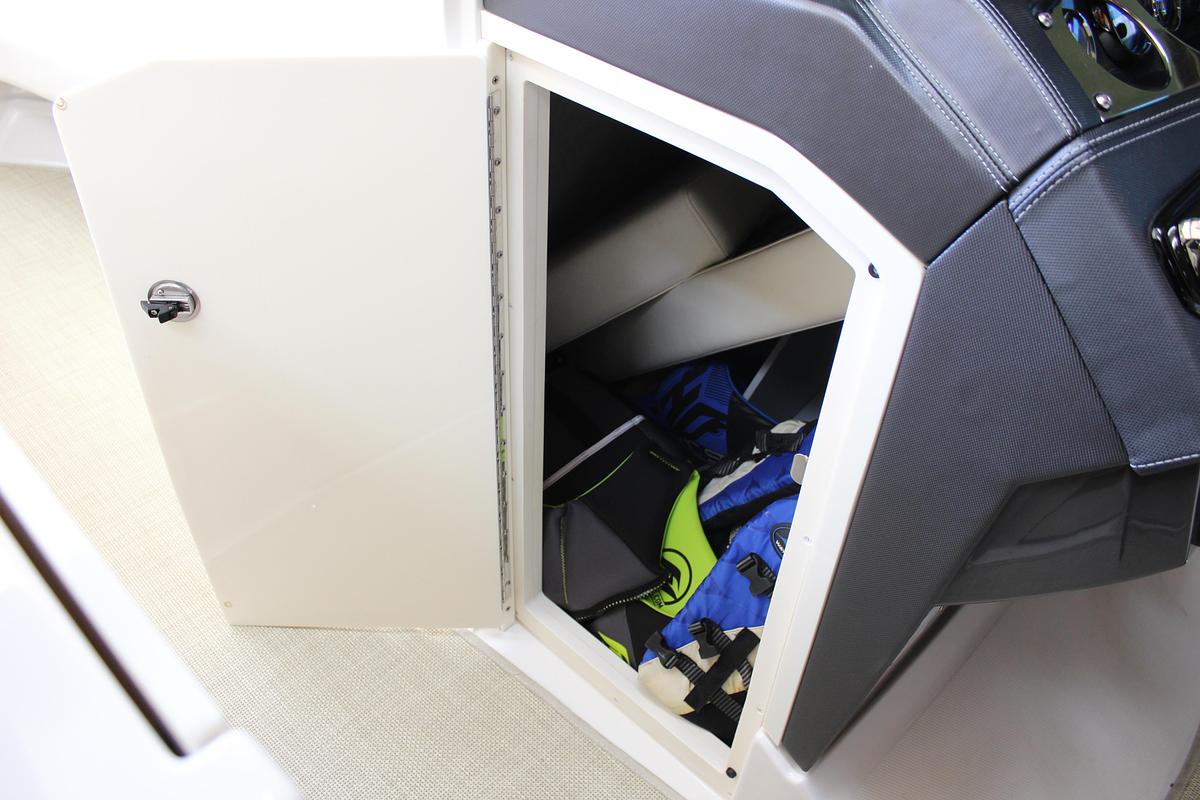 Used 2014 Monterey 288SS