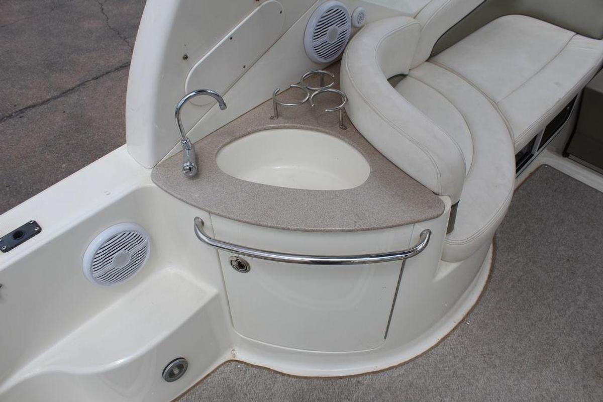 Used 2005 Sea Ray 260 Sundancer