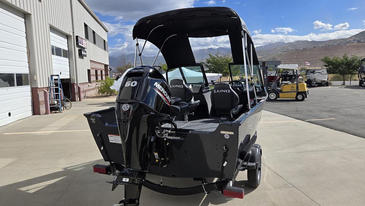 2027 Lund 1650 Angler Sport