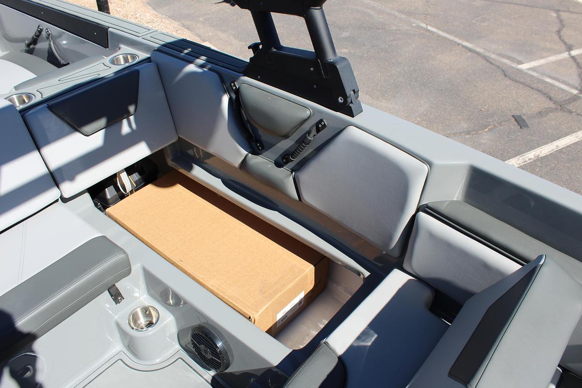 2026 Heyday Wake Boats WTSURF