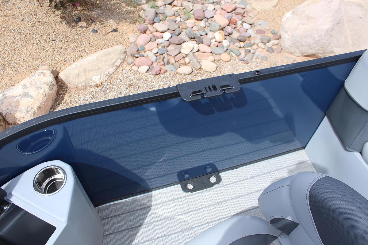 2026 Bentley Pontoons 243 Center Walk Thru Fish Tripple Toon