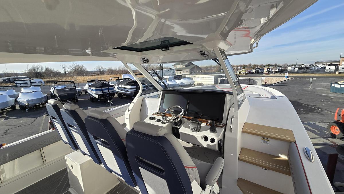 Regal 38 Surf (2026 Utah Boat Show Display Boat)
