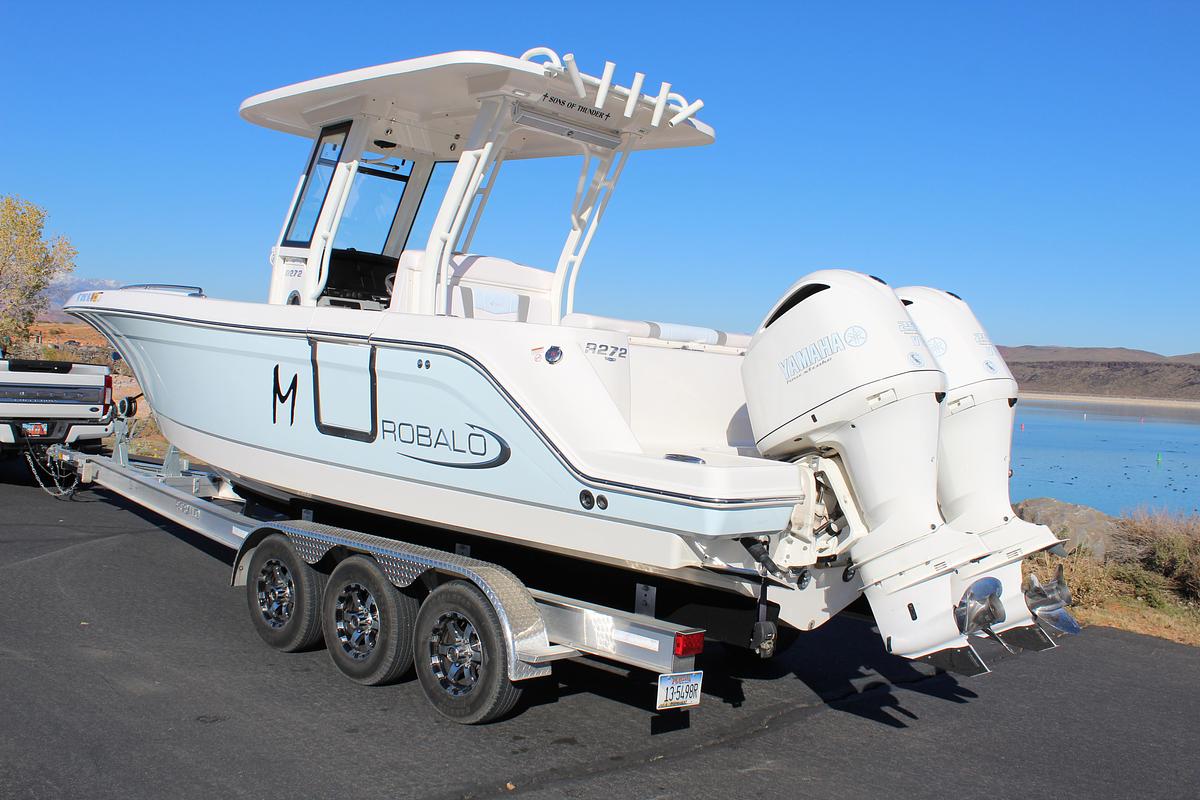 Used 2020 ROBALO R272