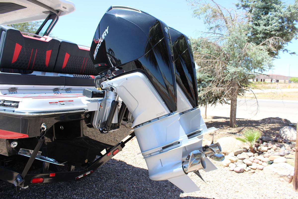 2025 Monterey Elite 30 OB