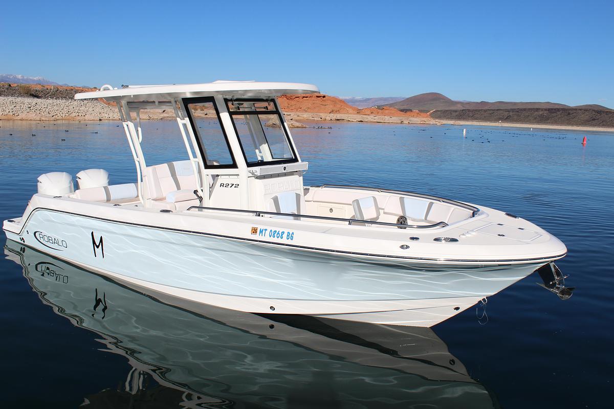 Used 2020 ROBALO R272