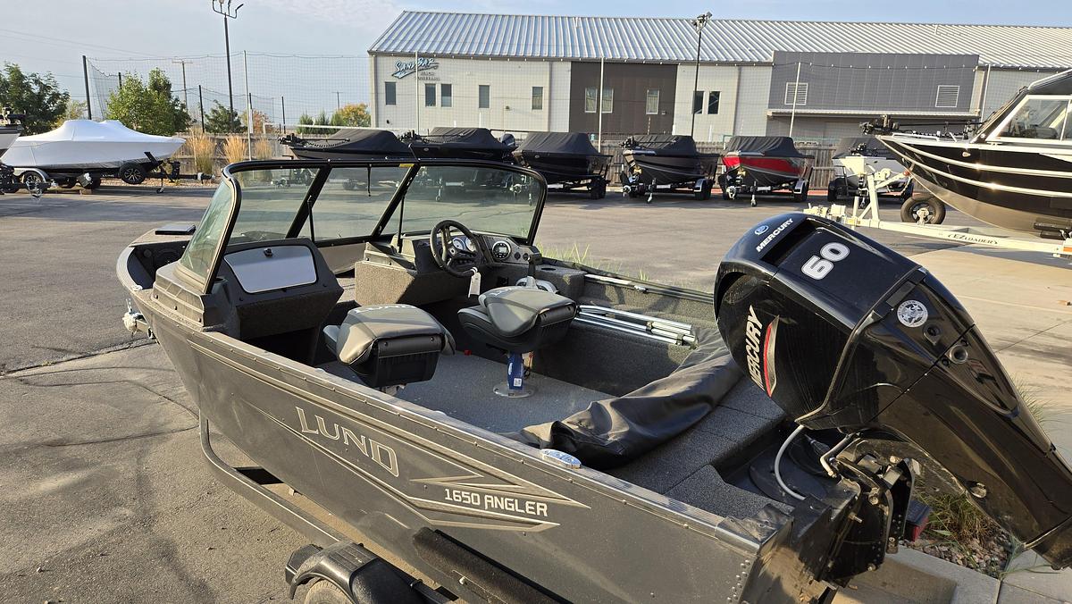 2024 Lund 1650 Angler Sport