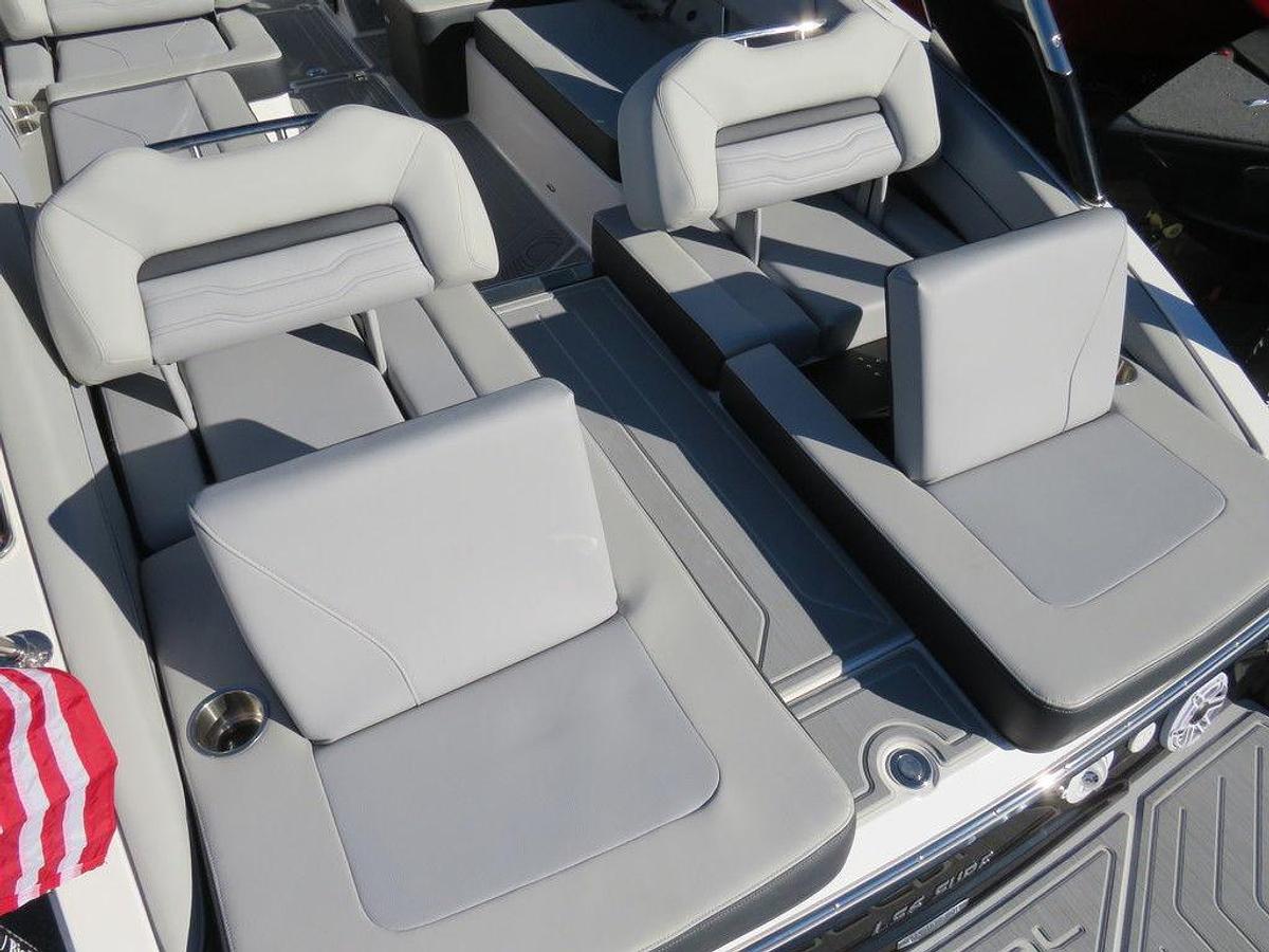 2025 Regal LS6 SURF ULTIMATE