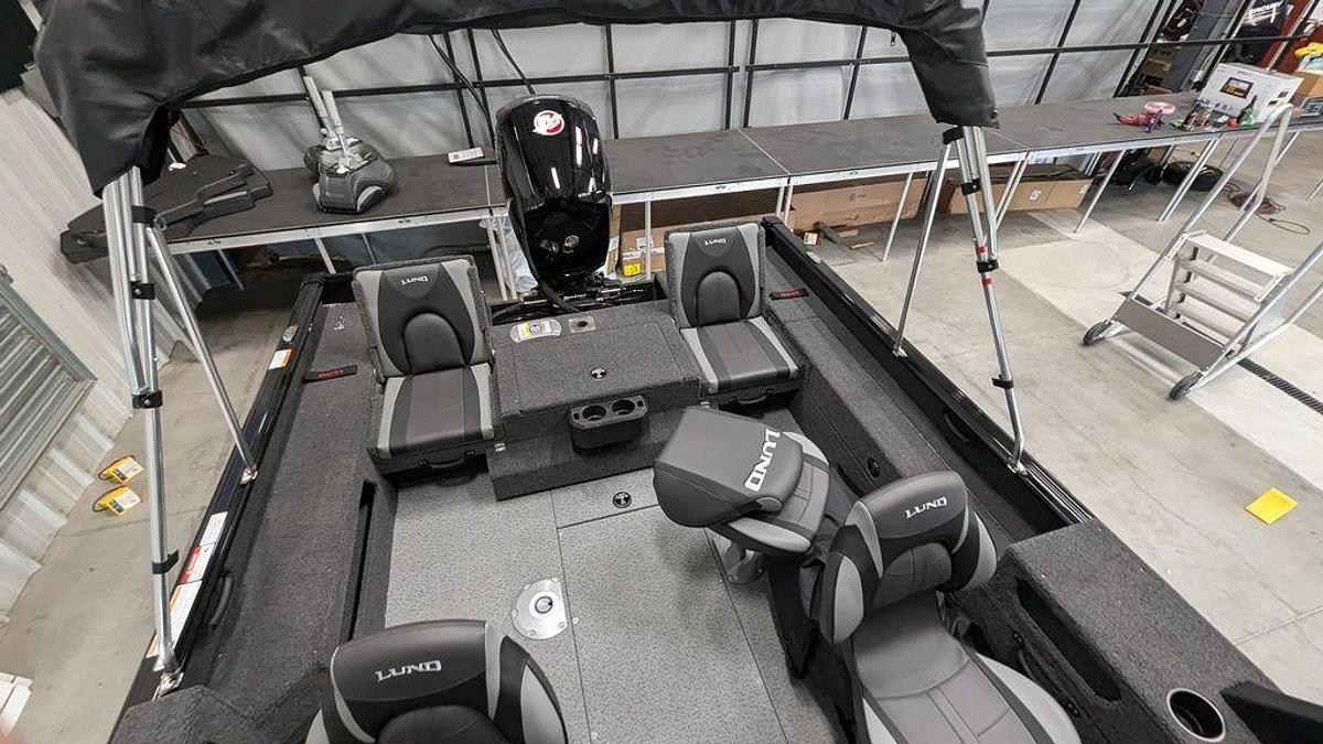 2025 Lund 1875 Impact XS Sport