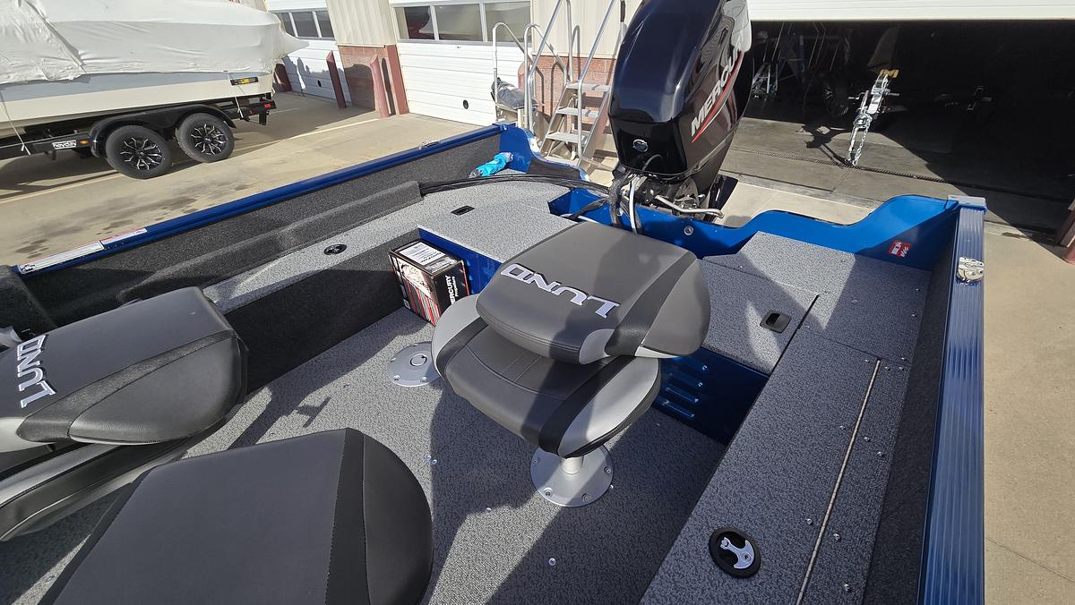 2026 Lund 1650 Angler SS