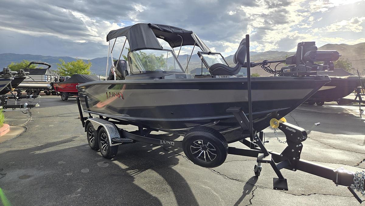 2027 Lund 1875 Tyee