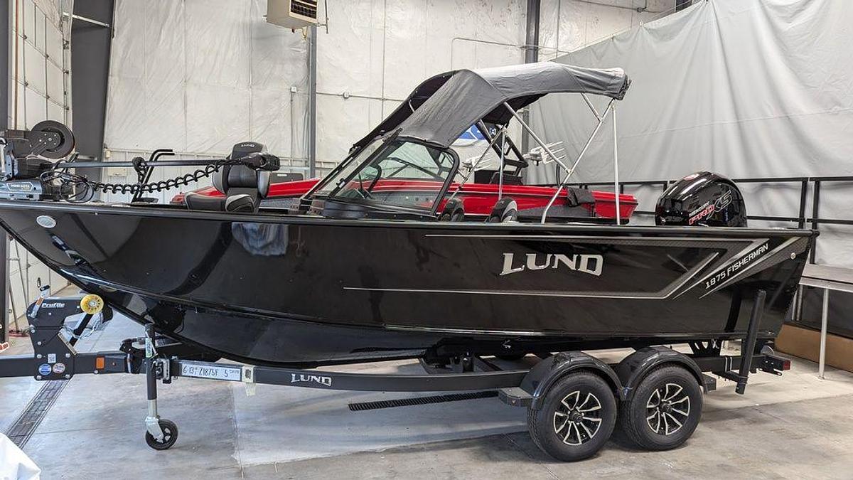 2025 Lund 1875 Fisherman Sport