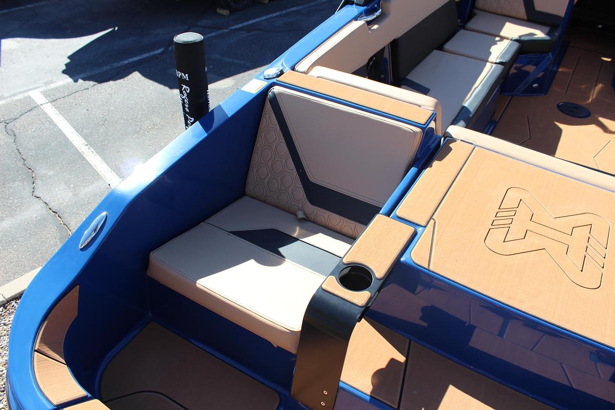 2026 Heyday Wake Boats H22