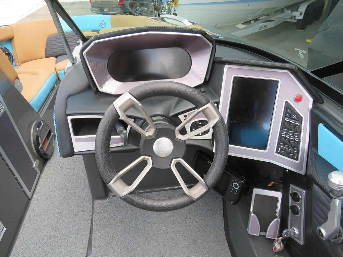 Used 2020 Mastercraft X22