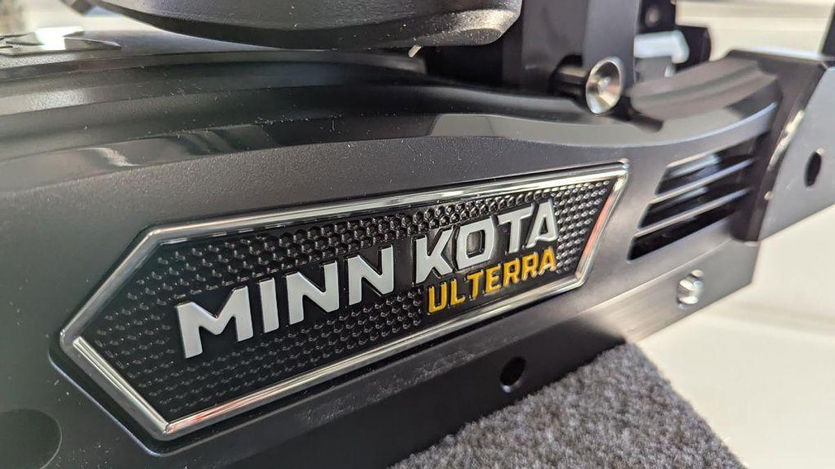 2025 Lund 2275 Baron