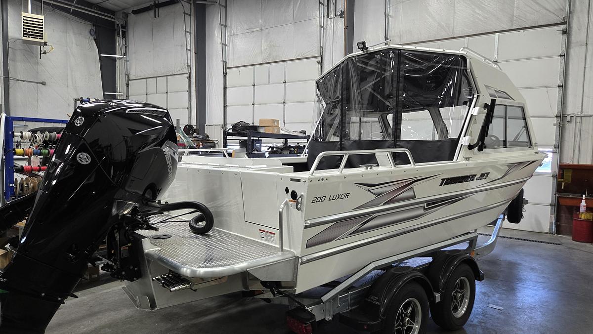 2026 Thunder Jet 200 Luxor