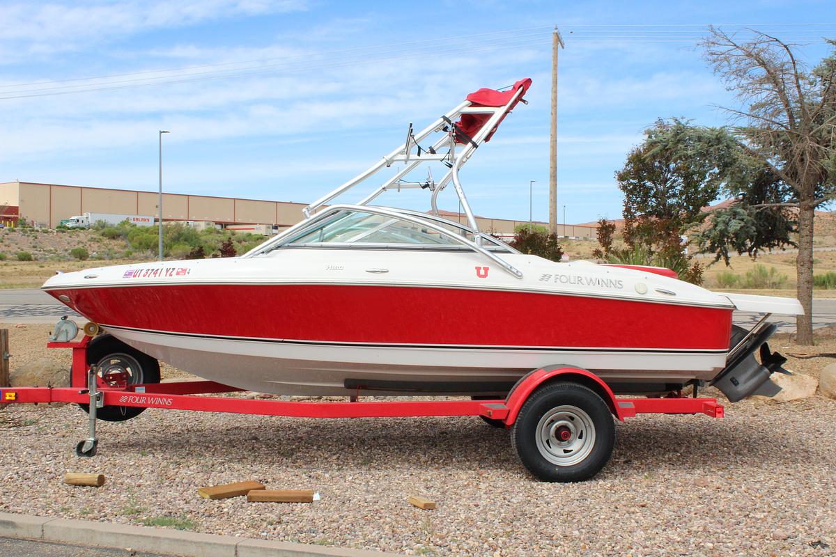 Used 2009 Fourwinns  H180