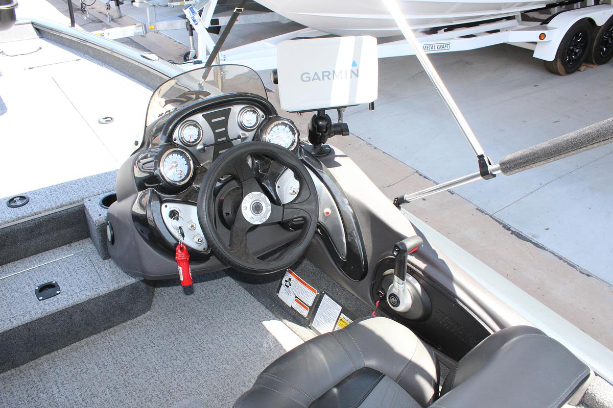 Used 2020  Tracker PRO TEAM 190 TX