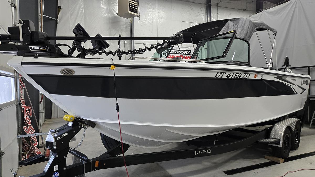 Used 2022 Lund 2275 Baron Sport