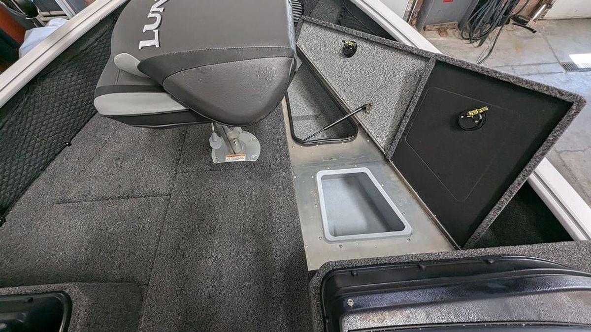 2025 Lund 1875 Impact XS Sport