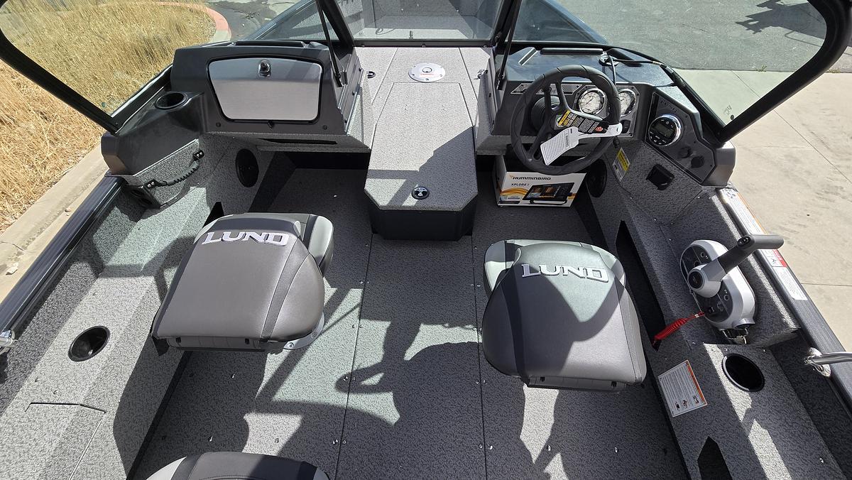 2026 Lund 1775 Adventure Sport