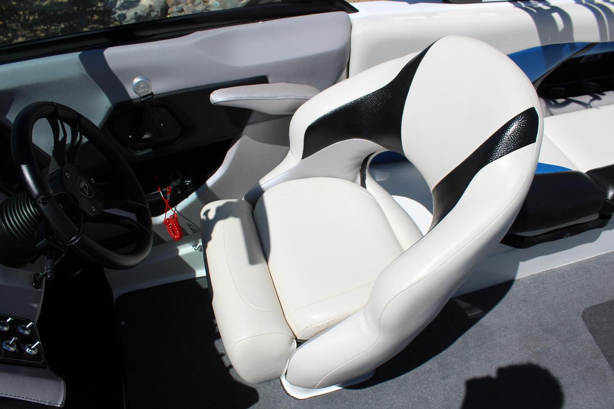 Used 2015 Centurion  FS44