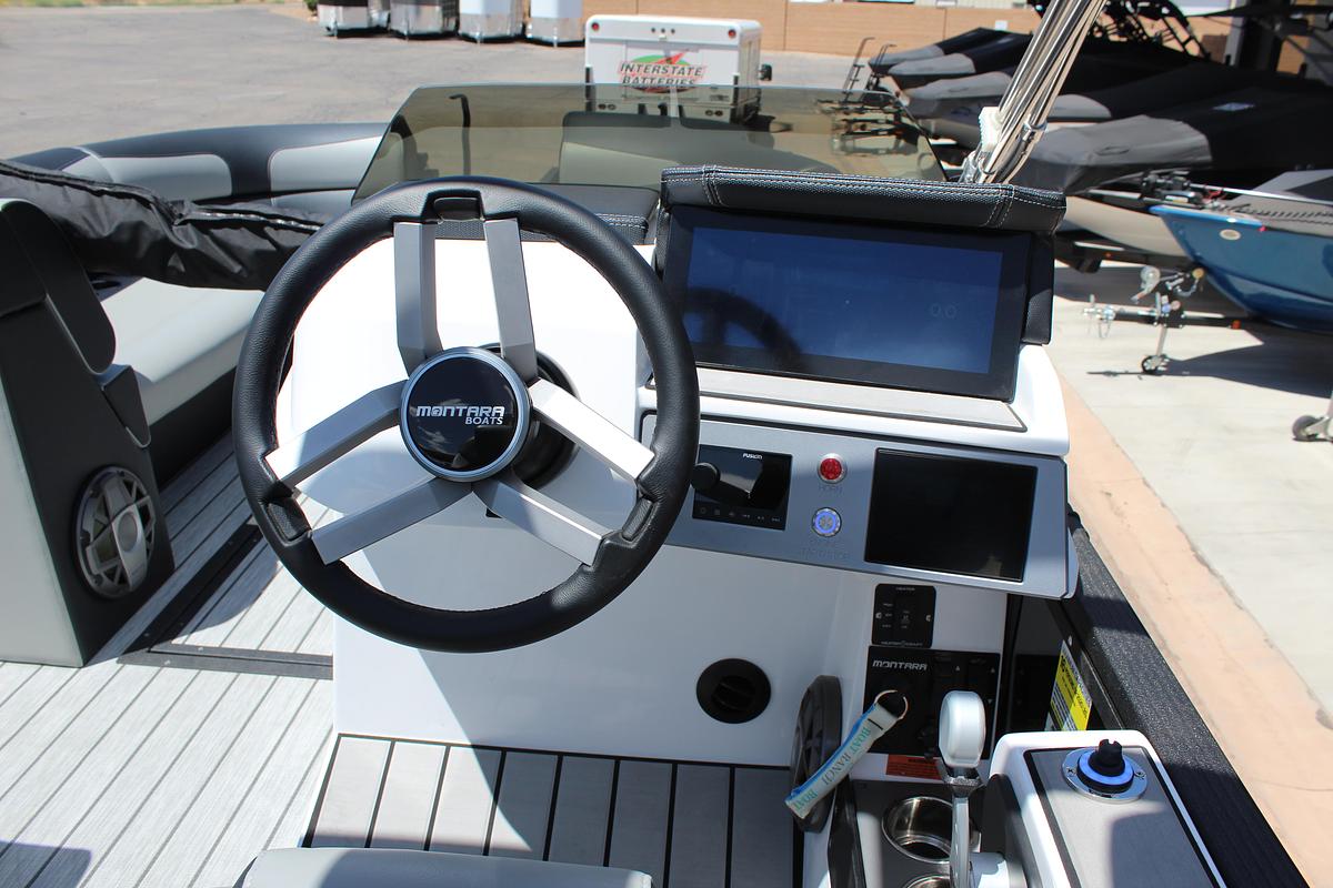 Used 2025 Montara 25 Surf Boss 2.0