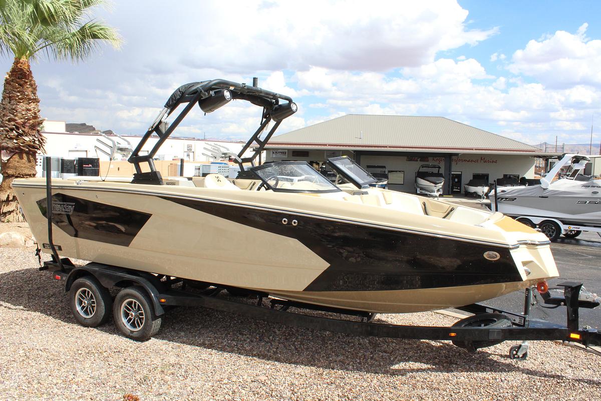 2026 Heyday Wake Boats WTSURF