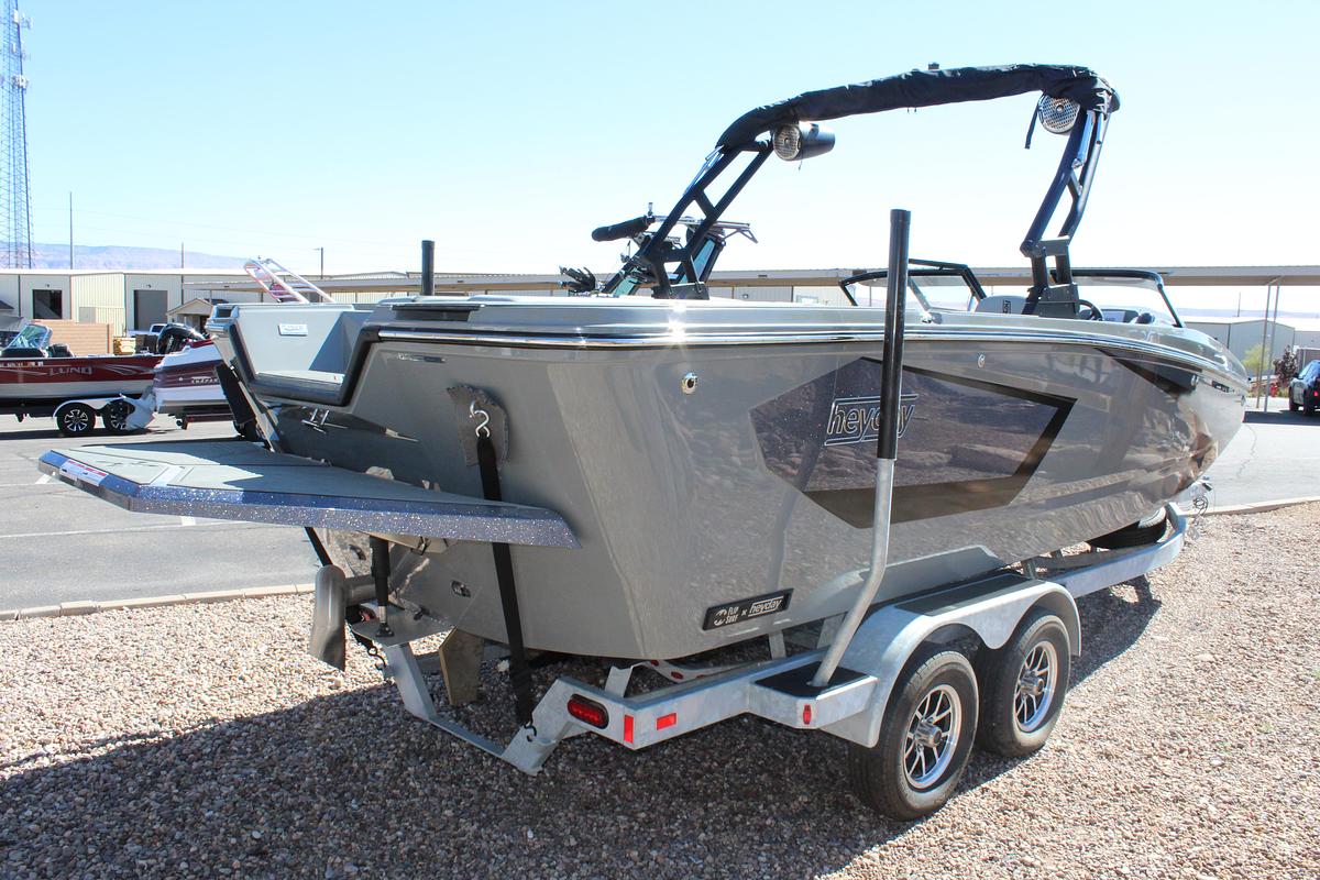 2026 Heyday Wake Boats WTSURF