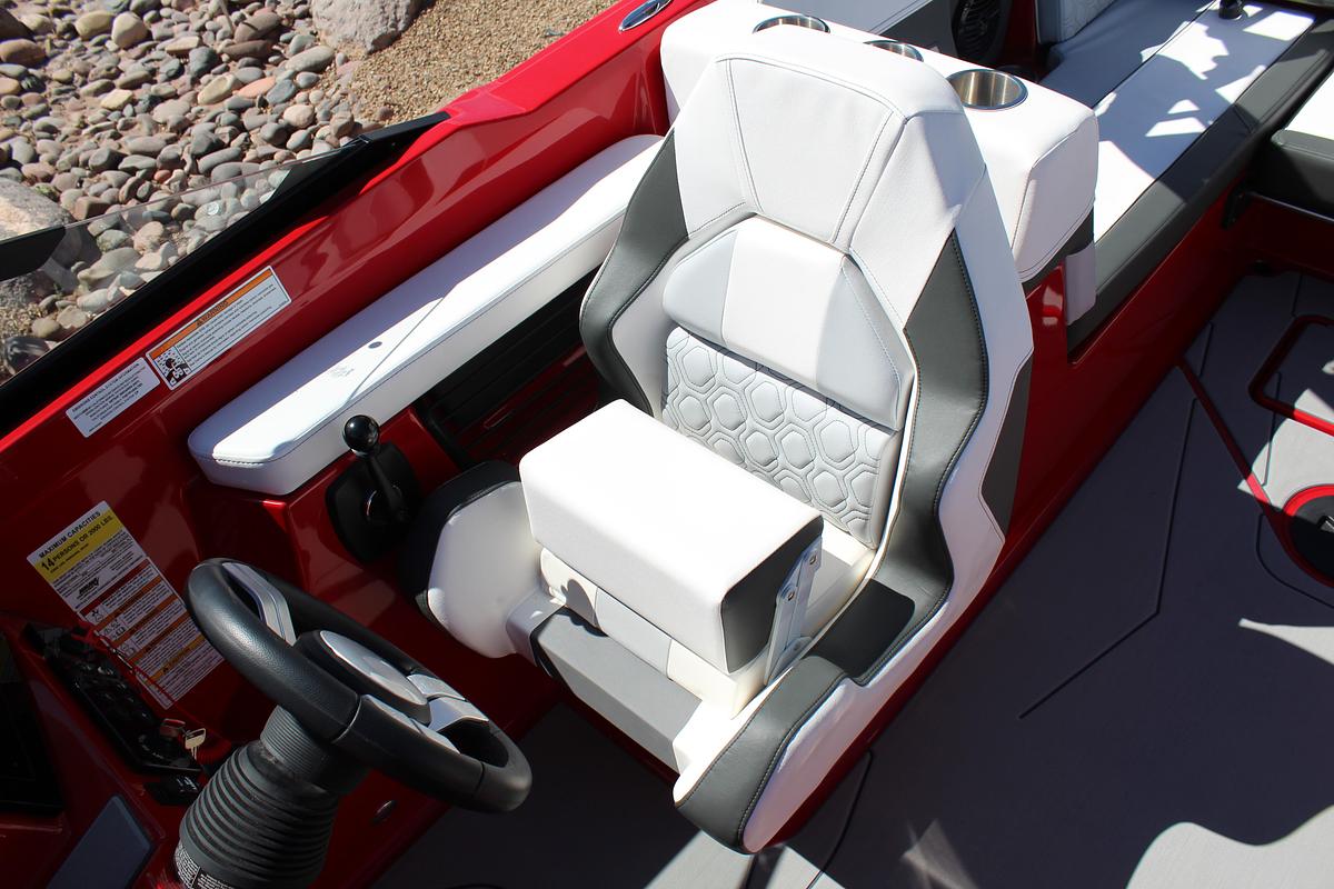 2026 Heyday Wake Boats H22