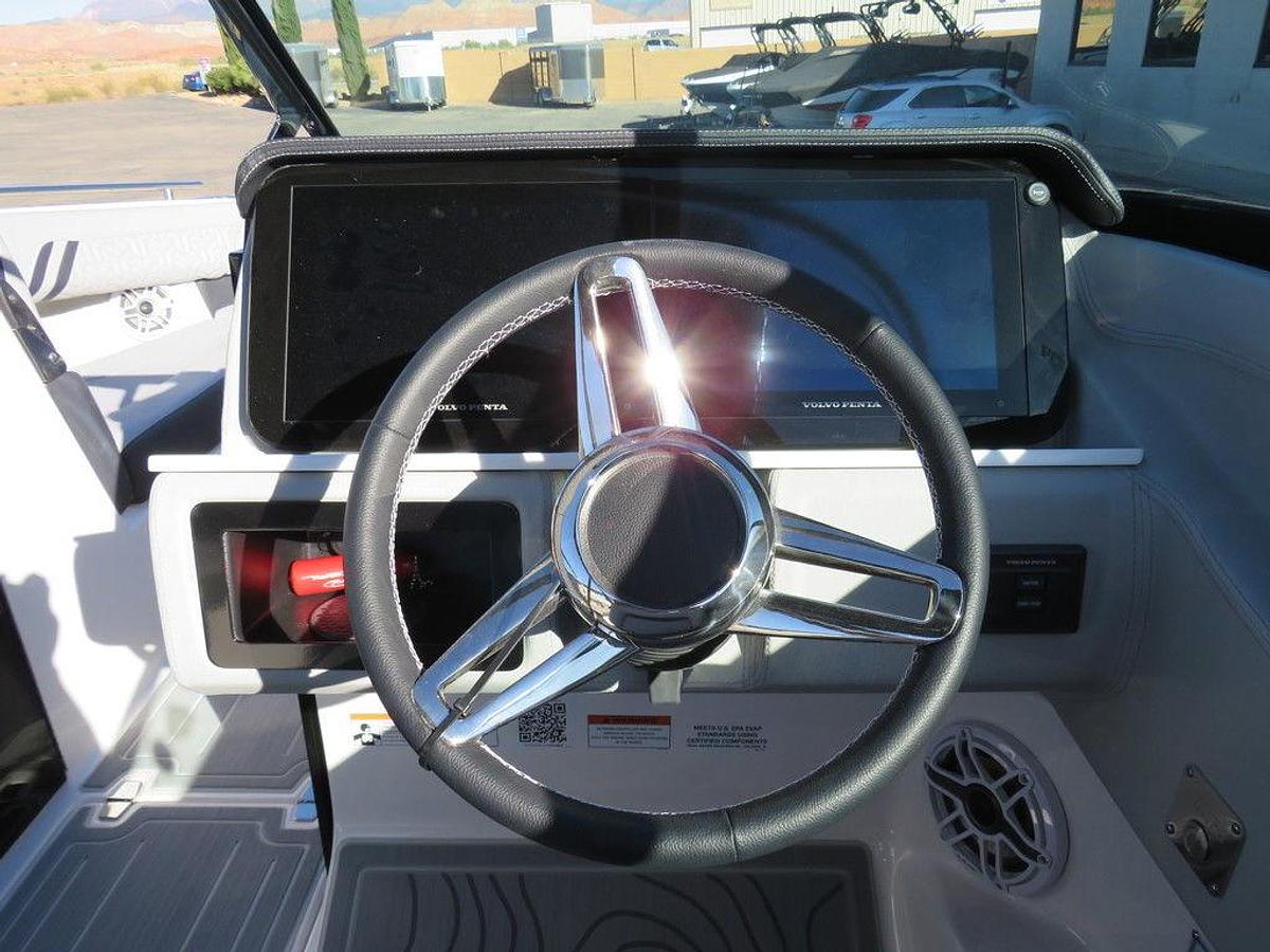 2025 Regal LS6 SURF ULTIMATE