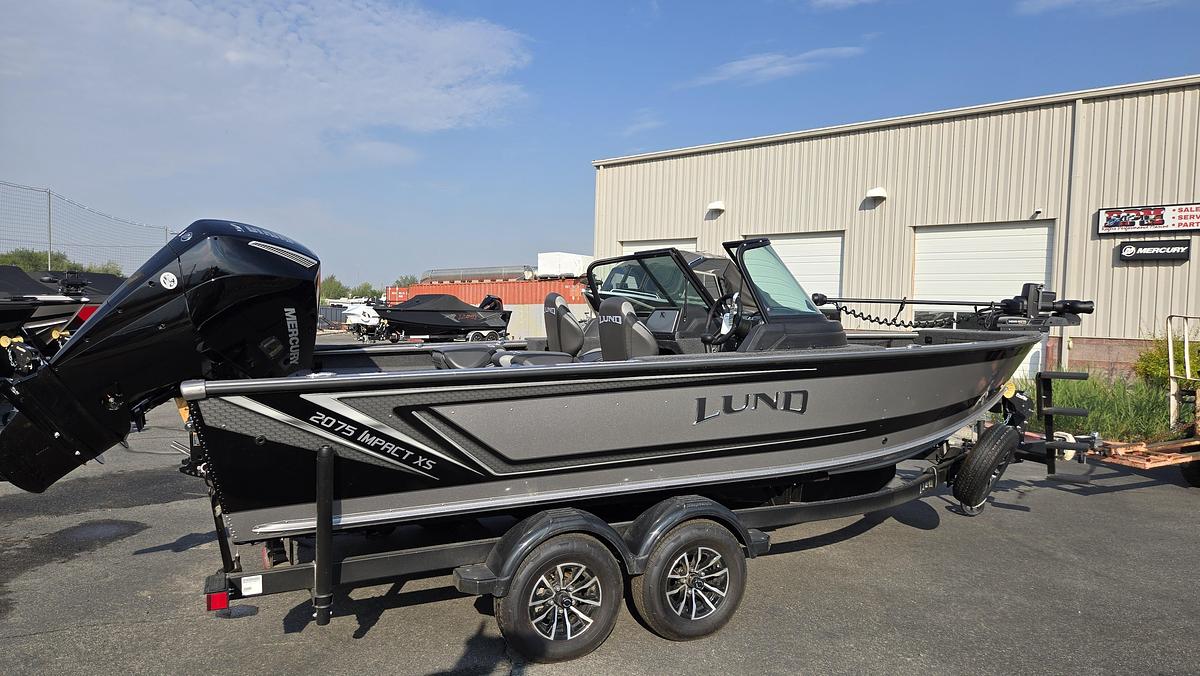 2025 Lund 2075 Impact XS Sport