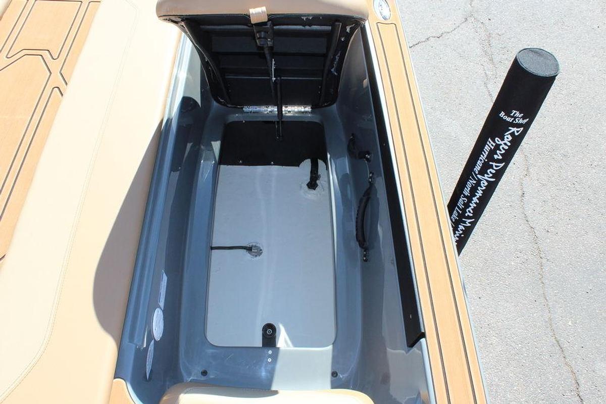 2025 Heyday Wake Boats WTSURF