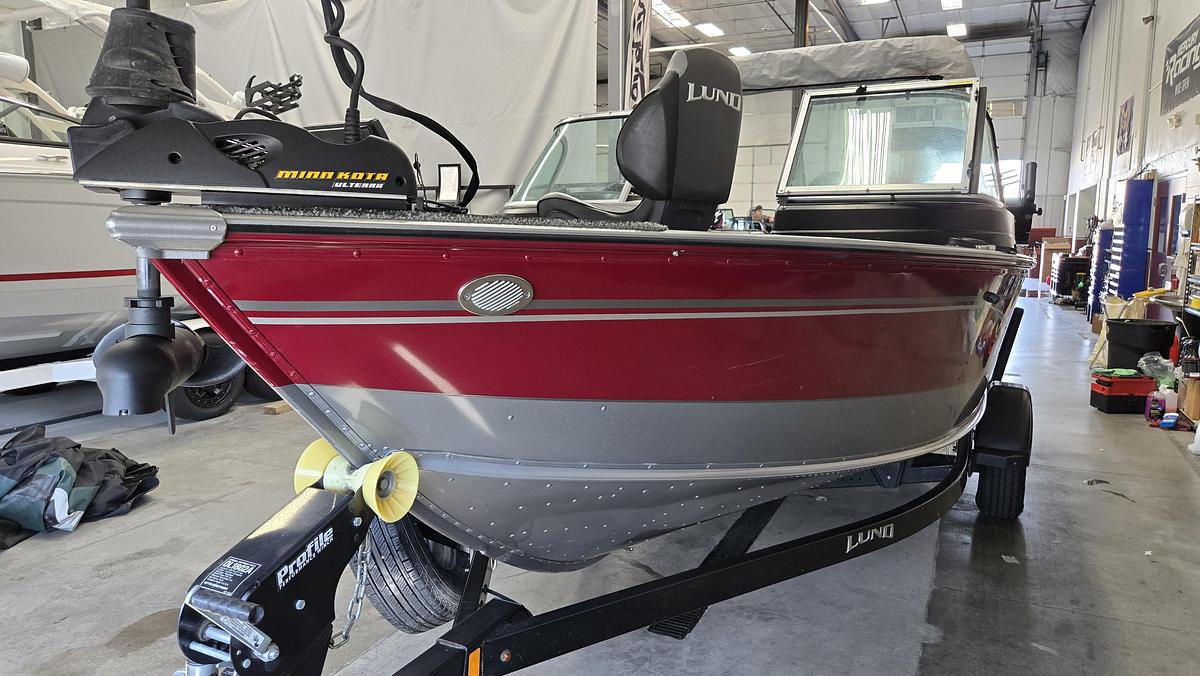 Used 2018 Lund 1875 Impact XS Sport