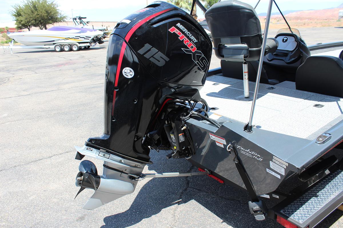 Used 2020  Tracker PRO TEAM 190 TX
