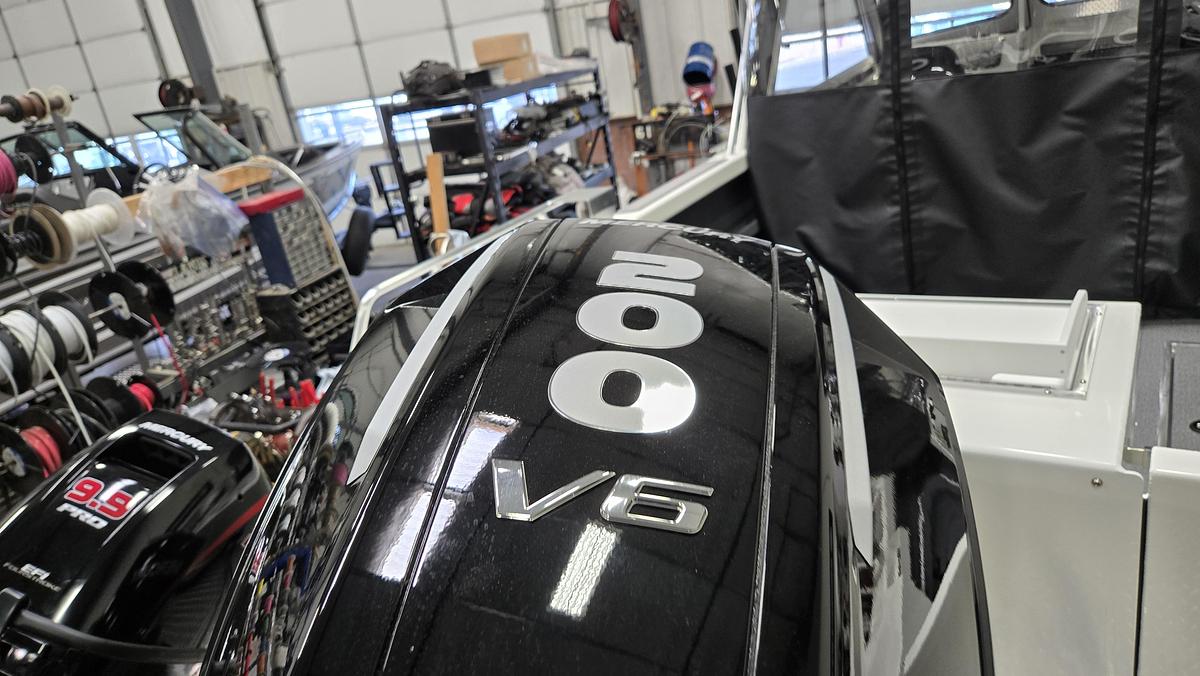 2026 Thunder Jet 200 Luxor