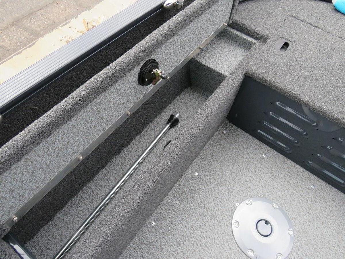 2025 Lund 1650 Angler Sport