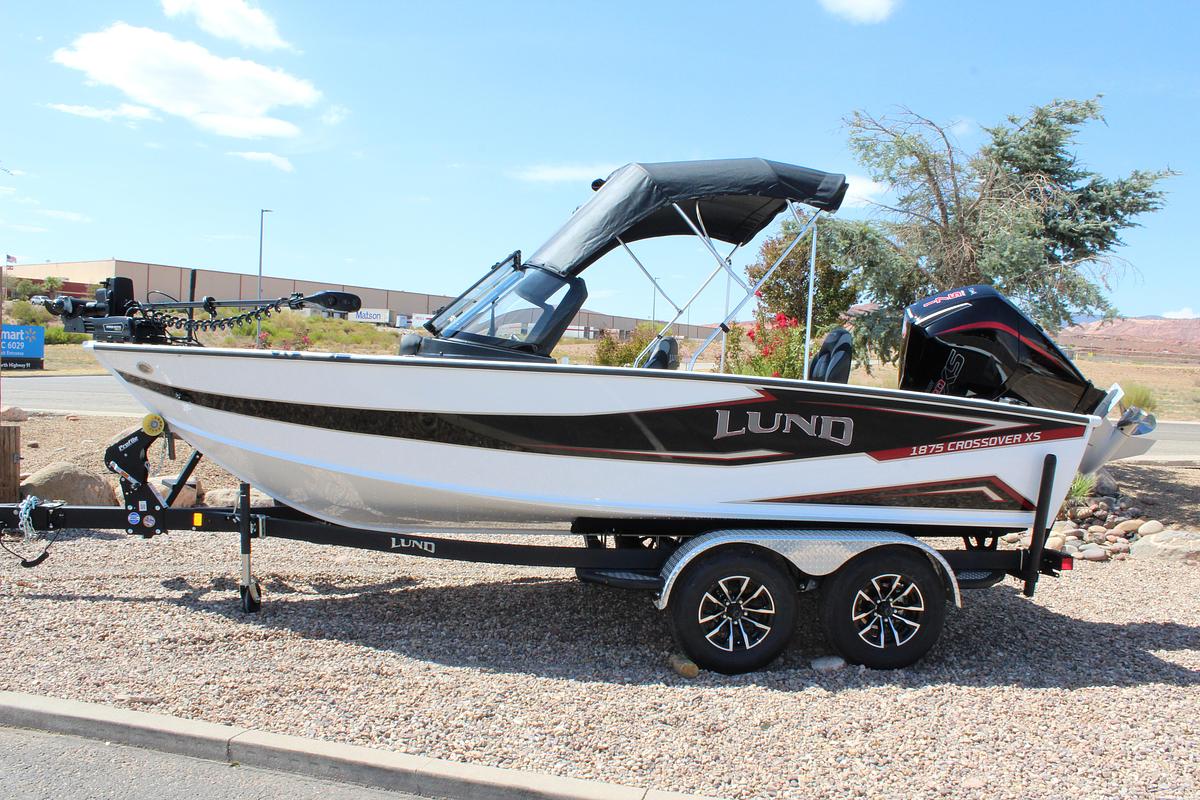 Used 2026 Lund 1875 Crossover XS Sport